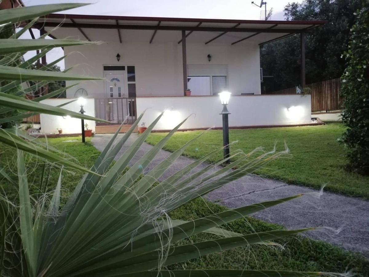 Studio Eleni Nea Agathoupoli Exterior foto